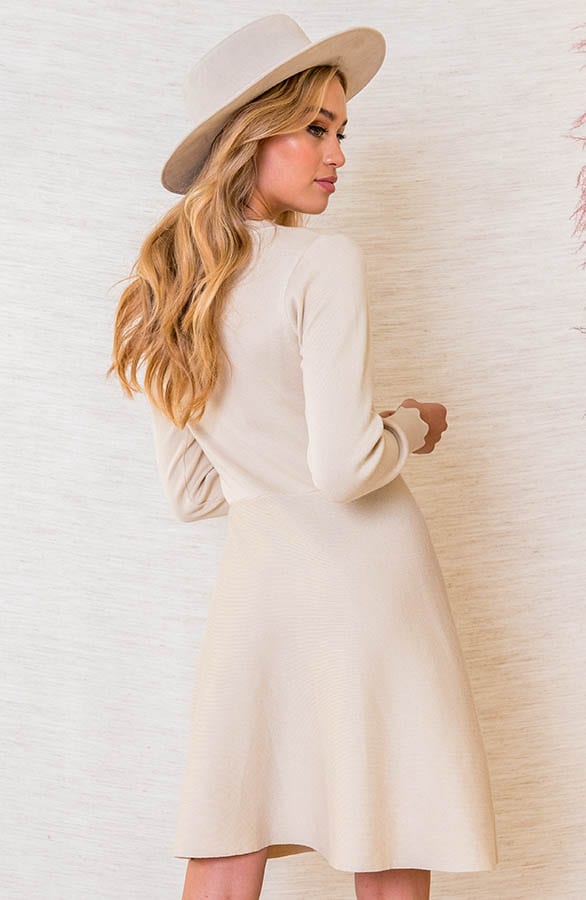 Golvende Stretch Jurk Kylie Beige – shoparchief — foto 3
