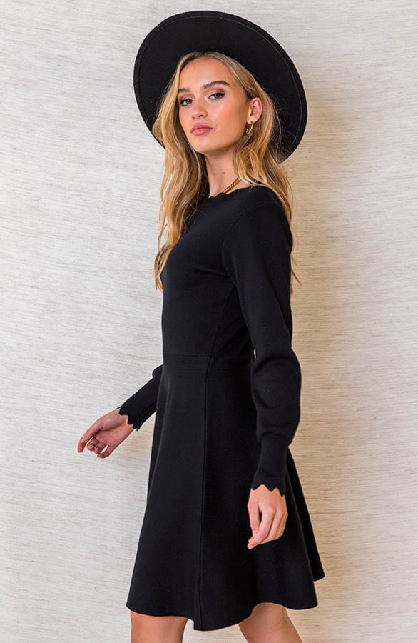 Golvende Stretch Jurk Kylie Zwart – shoparchief — foto 2