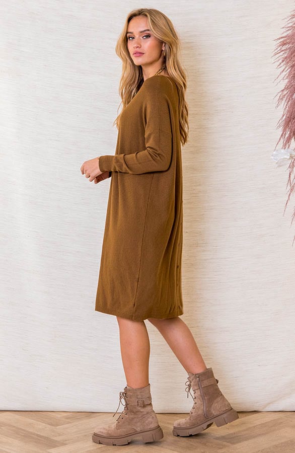 Oversized Jurk Met Knopen Faith Cognac – shoparchief — foto 2