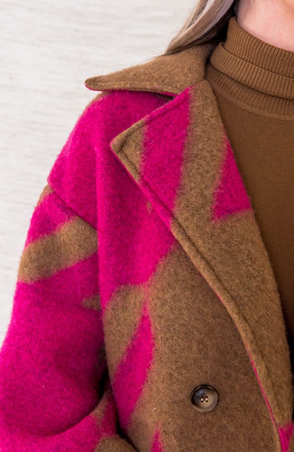Oversized Long Coat Raven Camel Roze – shoparchief — foto 4
