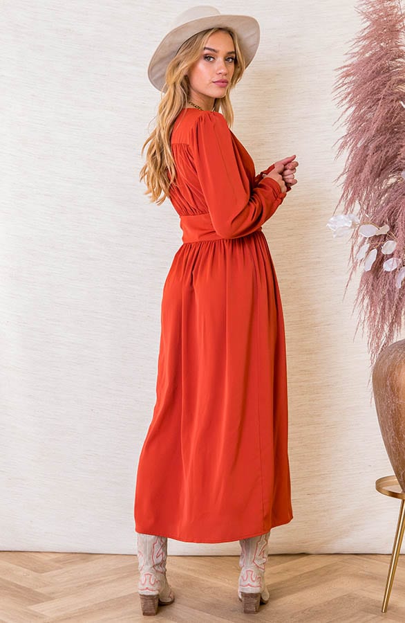 Satijnen Jurk Met Sierknopen Jaida Terracotta – shoparchief — foto 3
