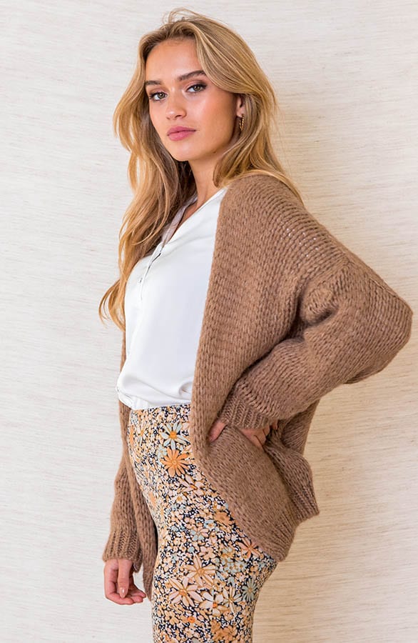 Trendy Vest Gebreid Skye Camel – shoparchief — foto 2