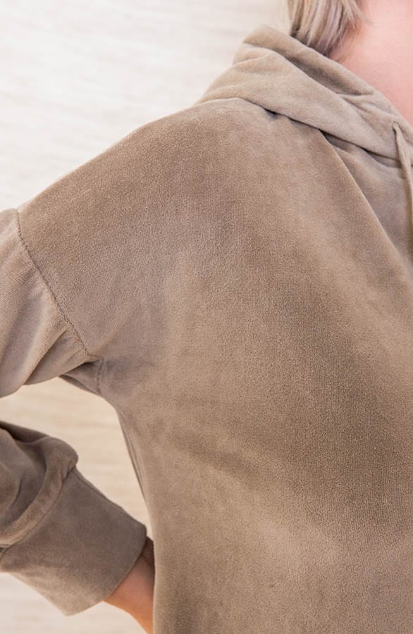 Zachte Jurk Met Capuchon Bailey Beige – shoparchief — foto 2