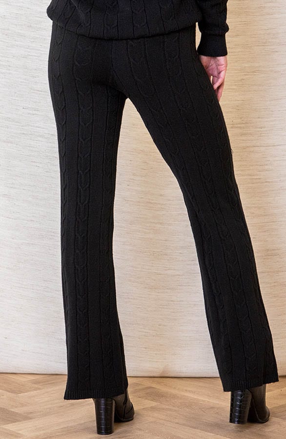 Zachtgebreide Kabelpatroon Broek Janice Zwart – shoparchief — foto 3