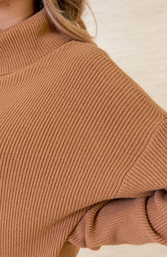 Gebreide Jurk Met Col Floor Camel – shoparchief — foto 4