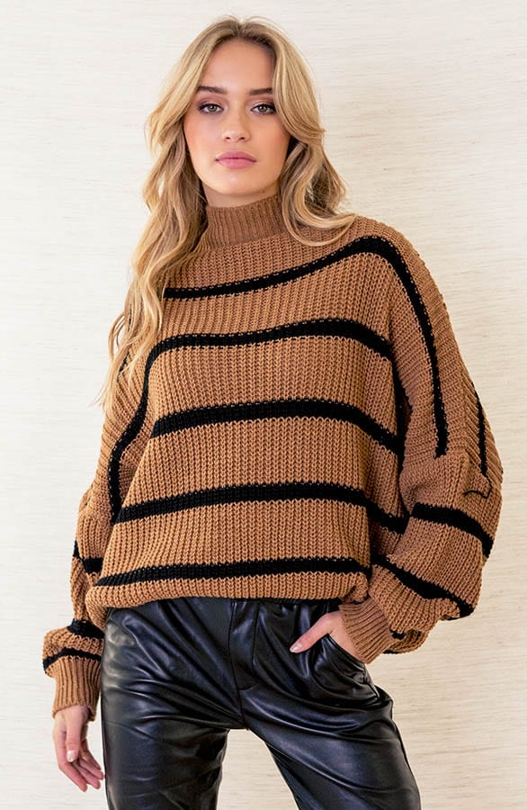 Gestreepte Oversized trui Roxie Camel – shoparchief