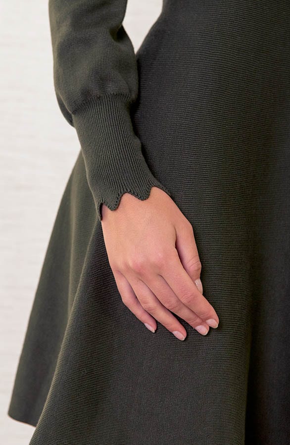 Golvende Stretch Jurk Kylie Army – shoparchief — foto 5