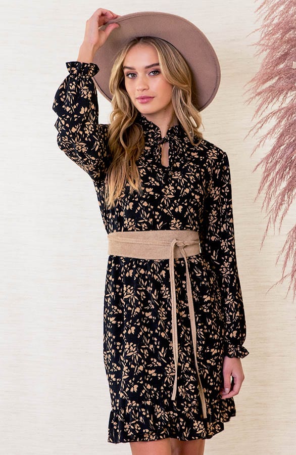Overslag Bloemen Jurk Natali Camel – shoparchief — foto 5