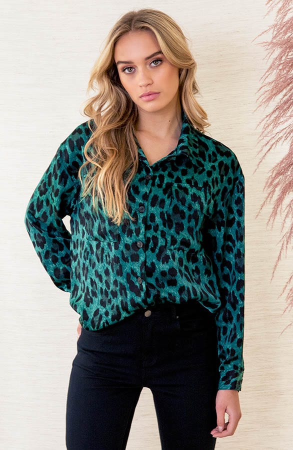 Satijnen Panterprint Blouse Leanore Smaragd – shoparchief — foto 2