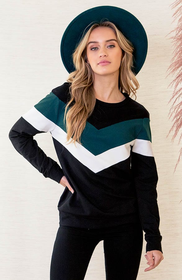 Trui Met V Print Lott Smaragd – shoparchief