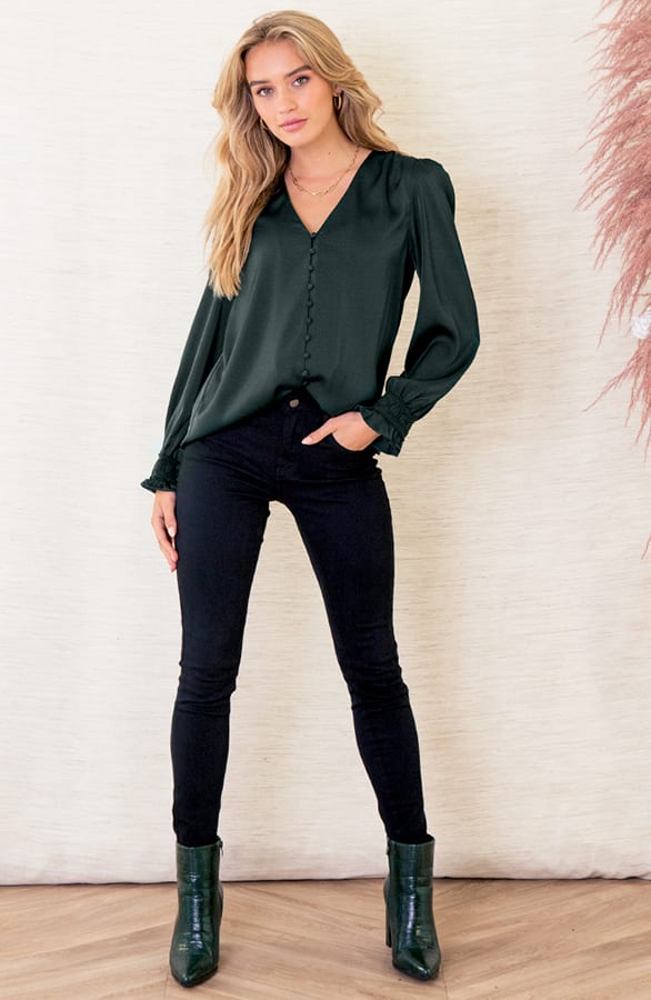 Zijden Blouse Met knopen Myla Smaragd – shoparchief — foto 4