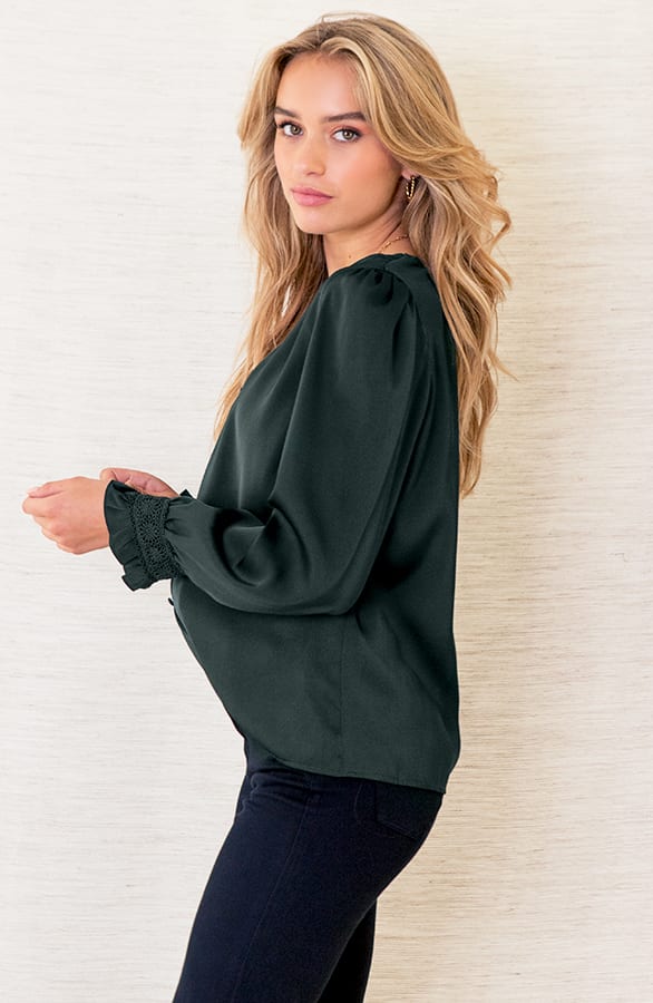 Zijden Blouse Met knopen Myla Smaragd – shoparchief — foto 2