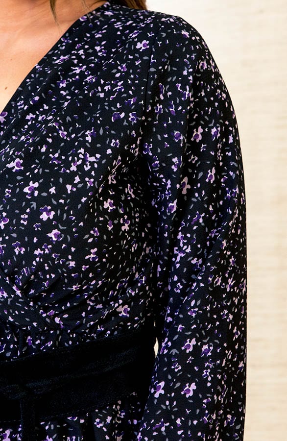 Jurk Met Print Hazel Zwart Lila – shoparchief — foto 6