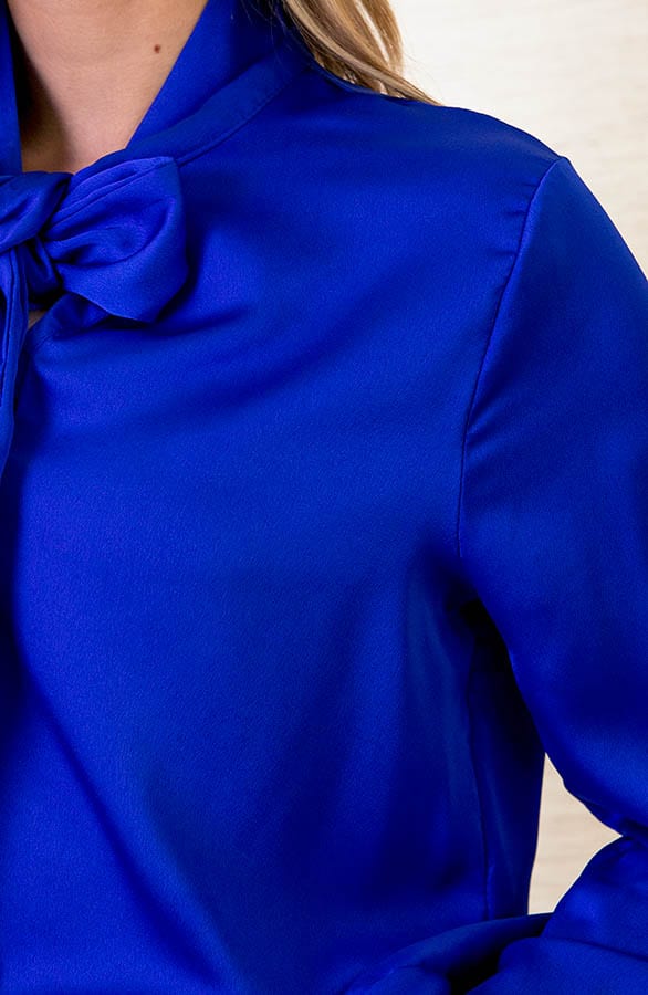 V-hals Zijden Blouse Casy Kobalt – shoparchief — foto 5