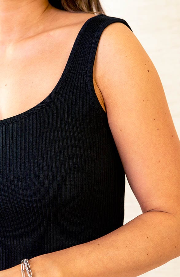 Aansluitende Stretch Jurk Alissa Zwart – shoparchief — foto 4