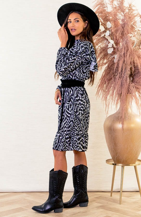 Retro Ruches Jurk Kendra Zwart – shoparchief — foto 3