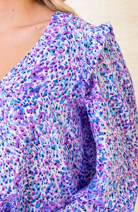 V-hals Bloesemprint Blouse June Lila – shoparchief — foto 5
