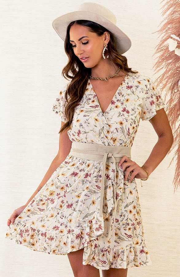 Ruffle Bloemenprint Jurkje Nina Beige – shoparchief