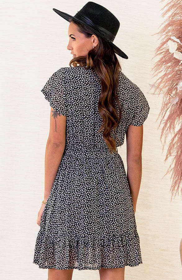 V-hals Hartjes Jurk Kimberly Zwart – shoparchief — foto 3