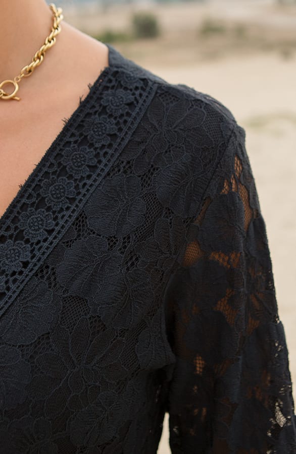 Embroidery Detail Jurk Maureen Zwart – shoparchief — foto 4