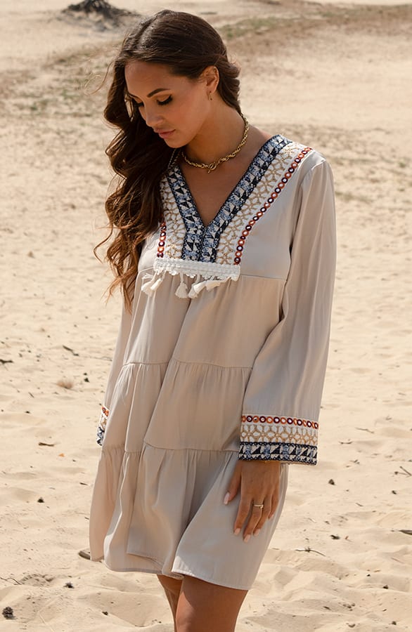 Ibiza Tuniek Met Details Chelsea Beige – shoparchief