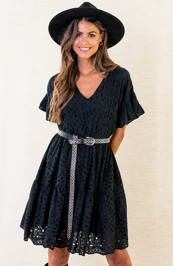 Oversized Broderie Jurk Giselle Zwart – shoparchief