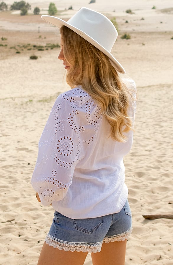 Oversized Embroidery Blouse Faith Ecru – shoparchief — foto 3