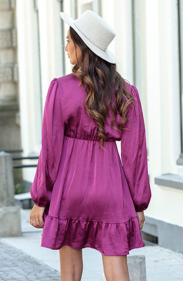 Satijnen Ruffle Jurk Sophie Magenta – shoparchief — foto 5