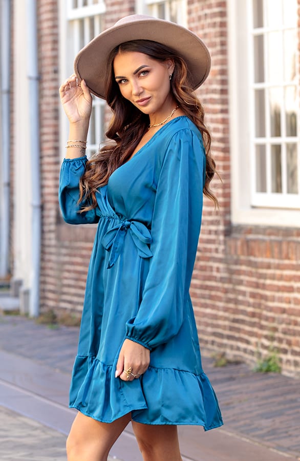 Satijnen Ruffle Jurk Sophie Petrol – shoparchief — foto 3