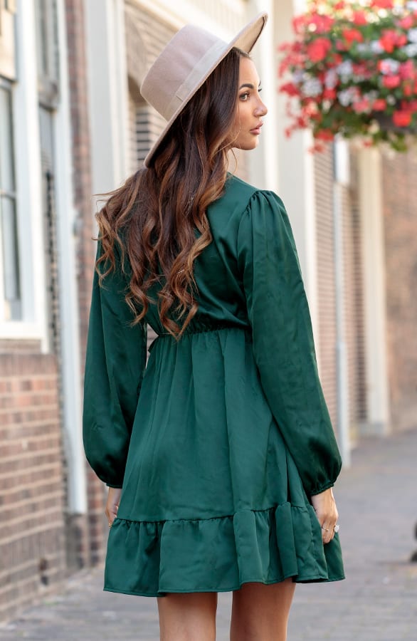 Satijnen Ruffle Jurk Sophie Smaragd – shoparchief — foto 4