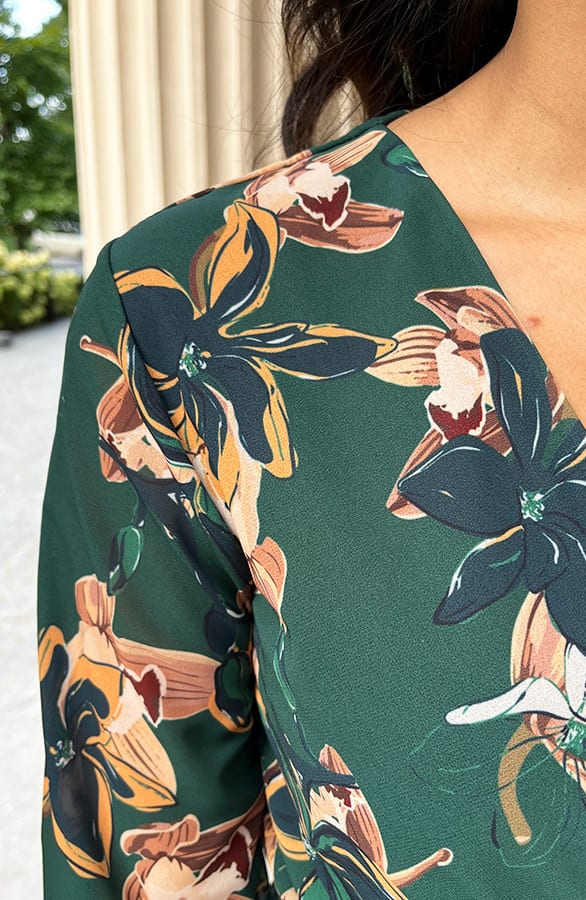 Bloemen V-hals Jurk Lauren Smaragd – shoparchief — foto 6