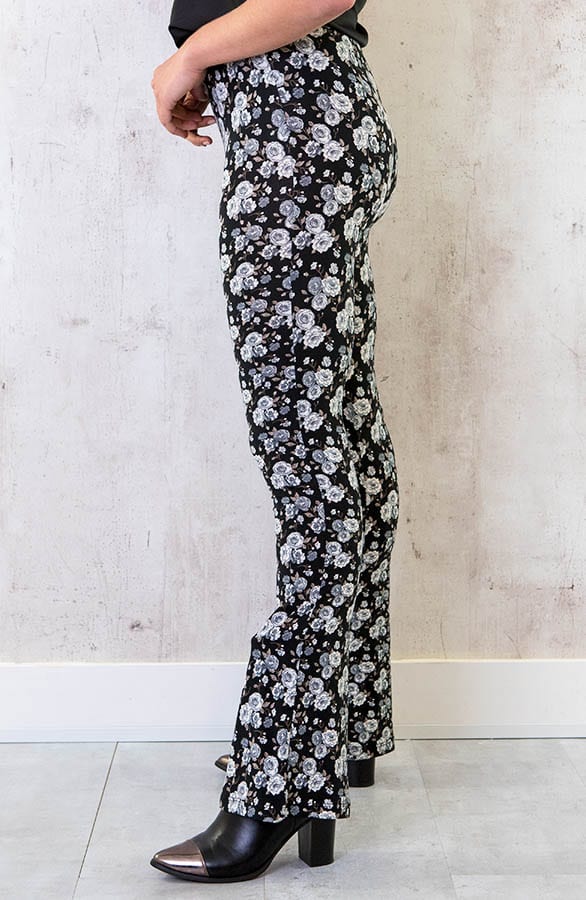 Janine Flared Broek Rozen Zwart – shoparchief — foto 3