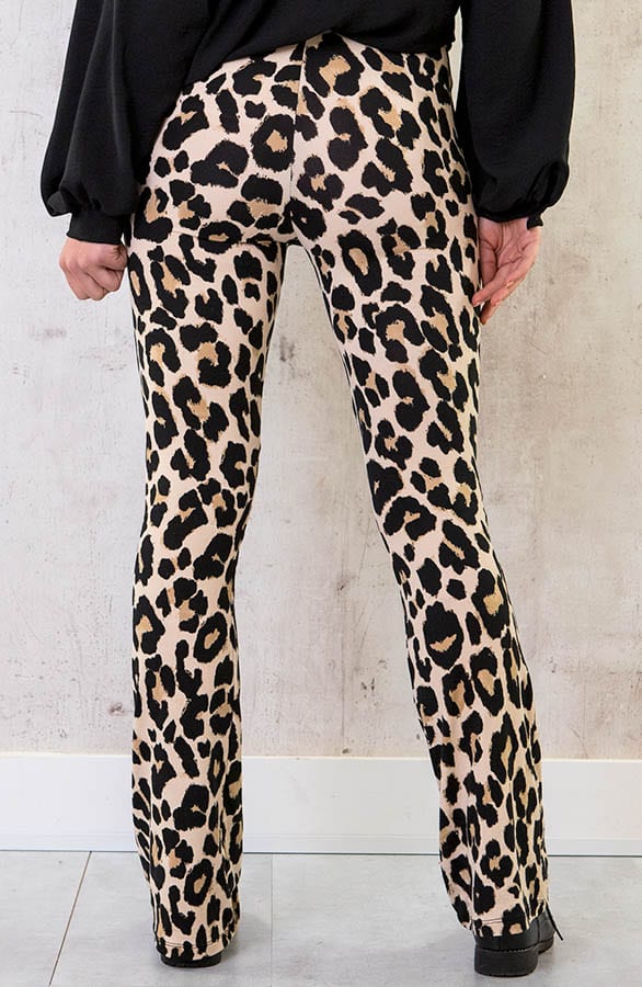 Janine Flared Broek Panterprint Beige – shoparchief — foto 7
