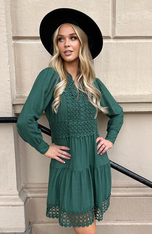 Jurk Met Broderie Patroon Linsie Smaragd – shoparchief — foto 3