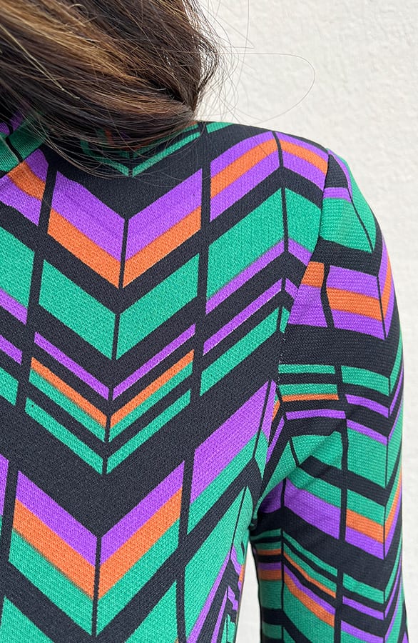 Midi Jurk Gedrapeerd Met Patroon Isalie Groen – shoparchief — foto 7
