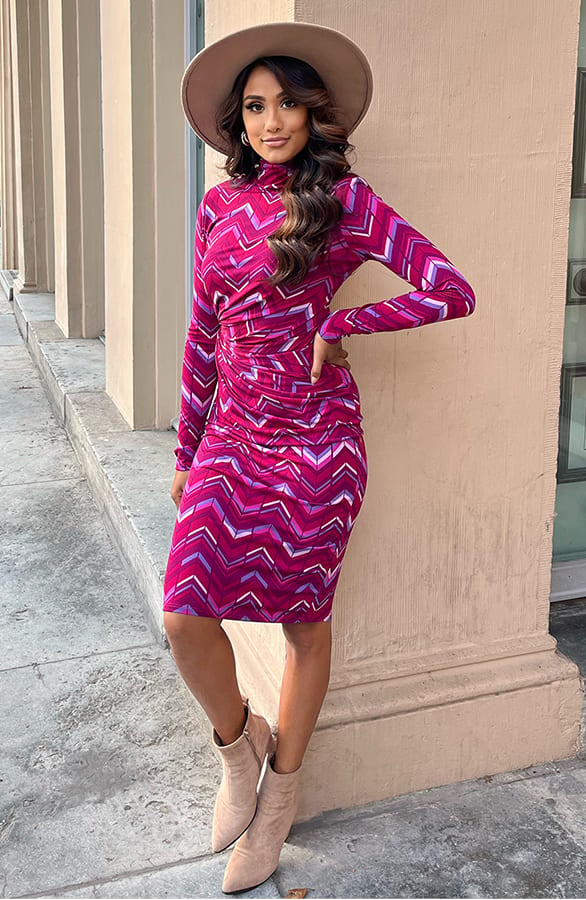 Midi Jurk Gedrapeerd Met Patroon Isalie Magenta – shoparchief
