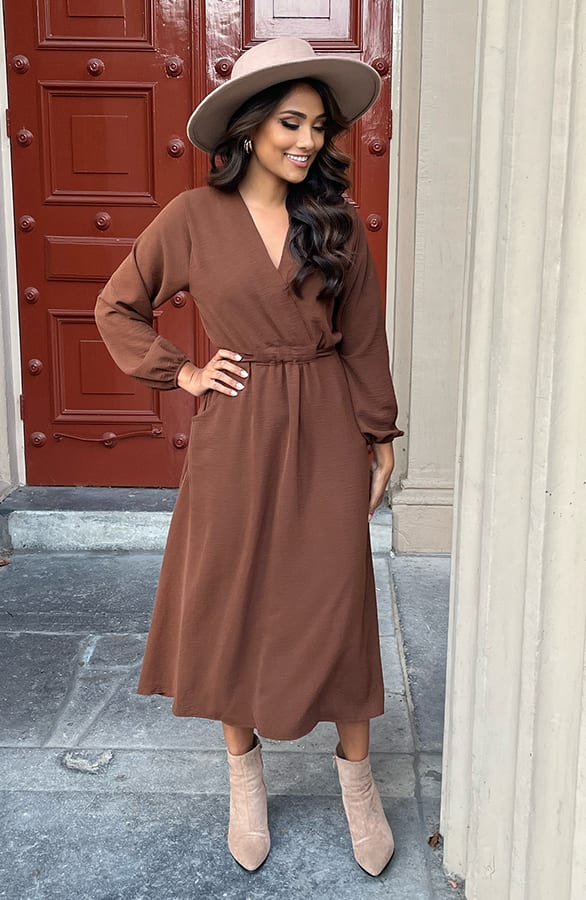Midi Jurk Met Zakken Leah Choco – shoparchief — foto 2