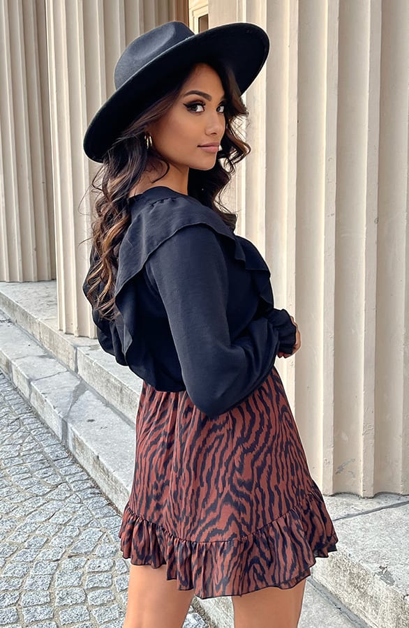 Ruches Knopen Blouse Dunya Zwart – shoparchief — foto 3