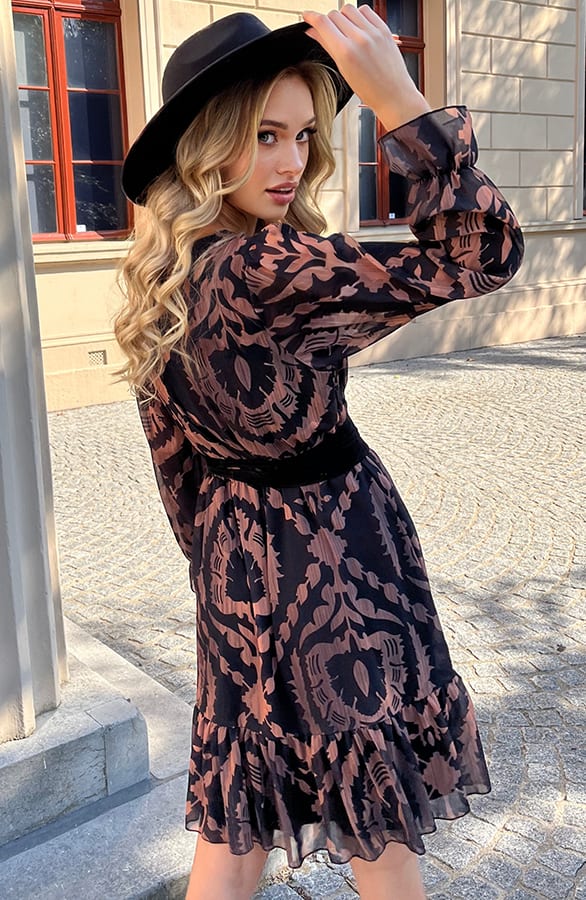 Ruches Print Jurk Rosan Zwart Camel – shoparchief — foto 4