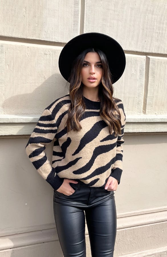 Soft Zebraprint Sweater Evelyn Camel – shoparchief — foto 4