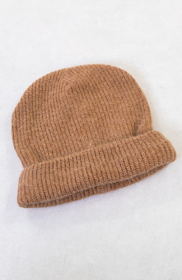 Comfy Beanie Lilly Camel – shoparchief