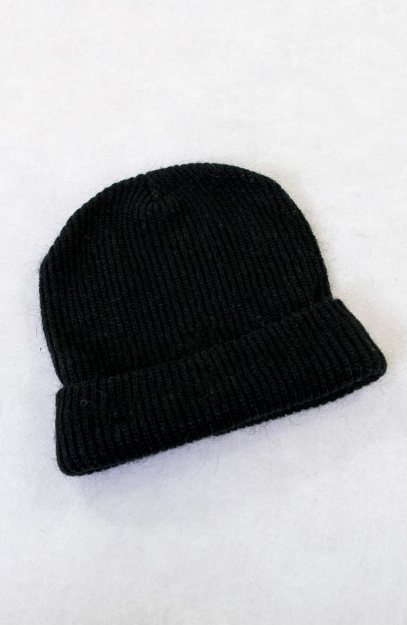 Comfy Beanie Lilly Zwart – shoparchief