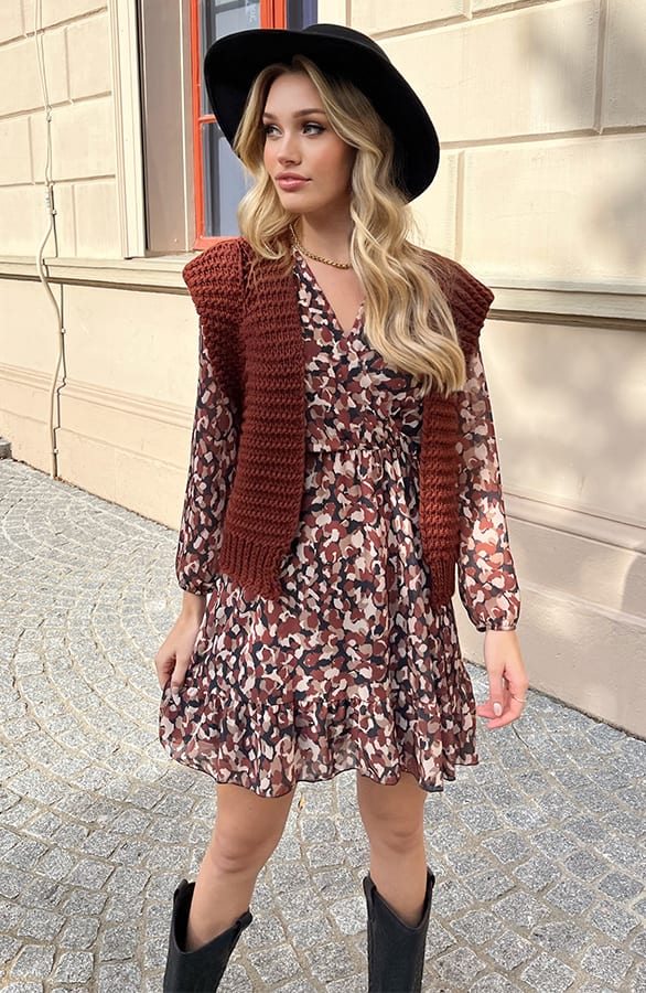 Grof Gebreid Gilet Kiek Bruin – shoparchief