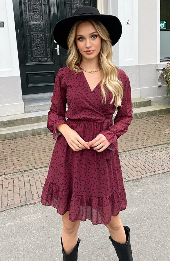 Hartjes Strik Jurk Vivian Bordeaux – shoparchief