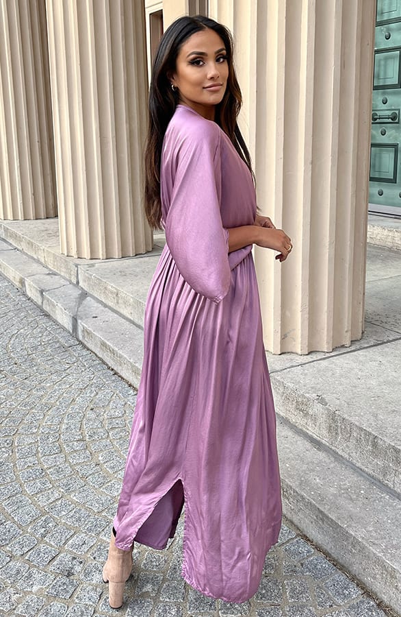 Lange Satijnen Jurk Alyna Mauve – shoparchief — foto 3