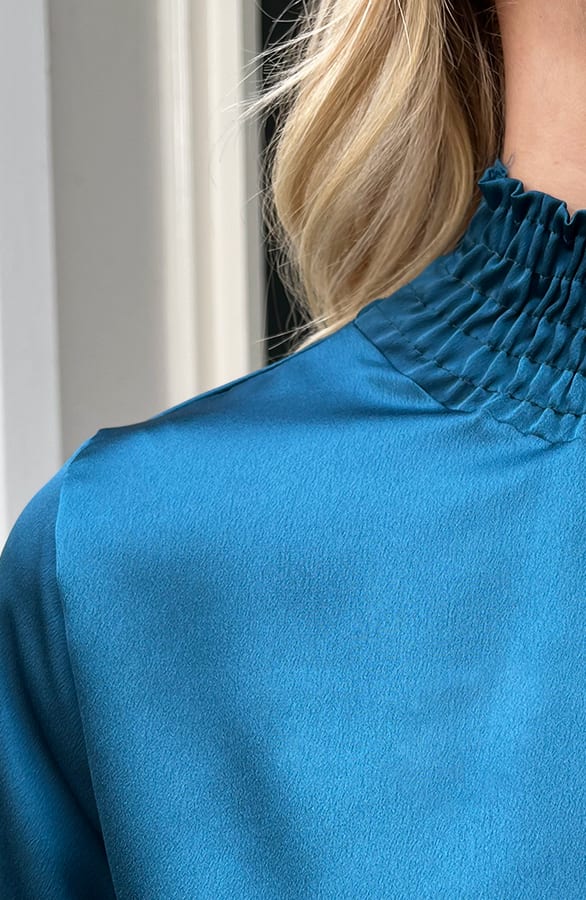 Silk Col Blouse Tania Petrol – shoparchief — foto 5