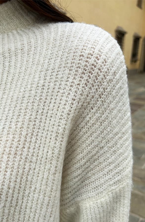 Soft Knitted Sweater Deena Ecru – shoparchief — foto 6