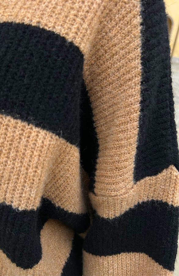 Strepen Trui Kimmy Zwart Camel – shoparchief — foto 5