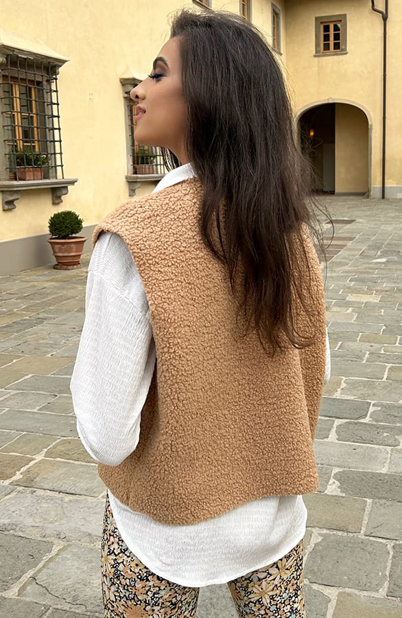 Teddy Gilet Tara Camel – shoparchief — foto 5