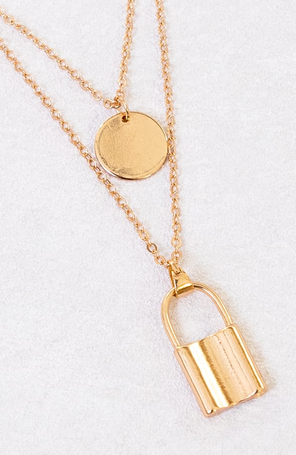 Triple Laagjes Ketting Keri Goud – shoparchief — foto 2